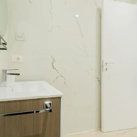 Apartamento Centrale-nel Cuore Di Bari- A 5min Dalla Stazione-mucciaccia Design